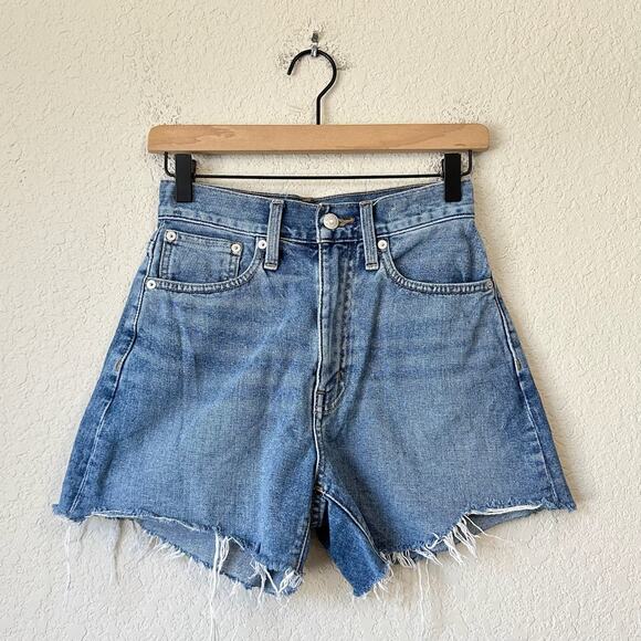 MADEWELL The Mom Jean Shorts Blue Denim Cut Off Frayed High Rise - Picture 1 of 11